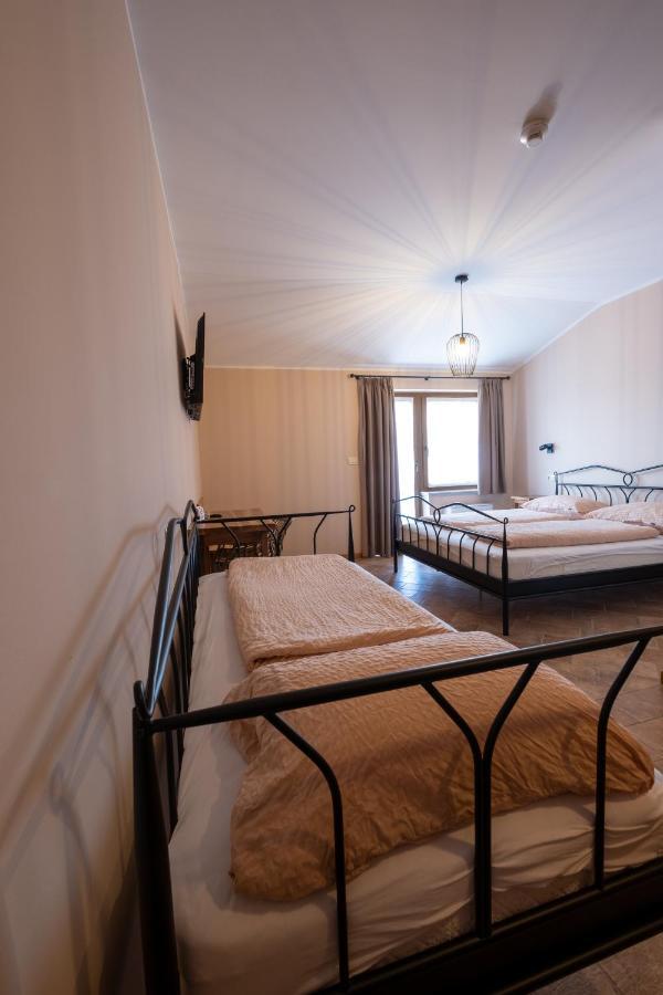 Farm Stay Malovscevo Vitovlje Buitenkant foto