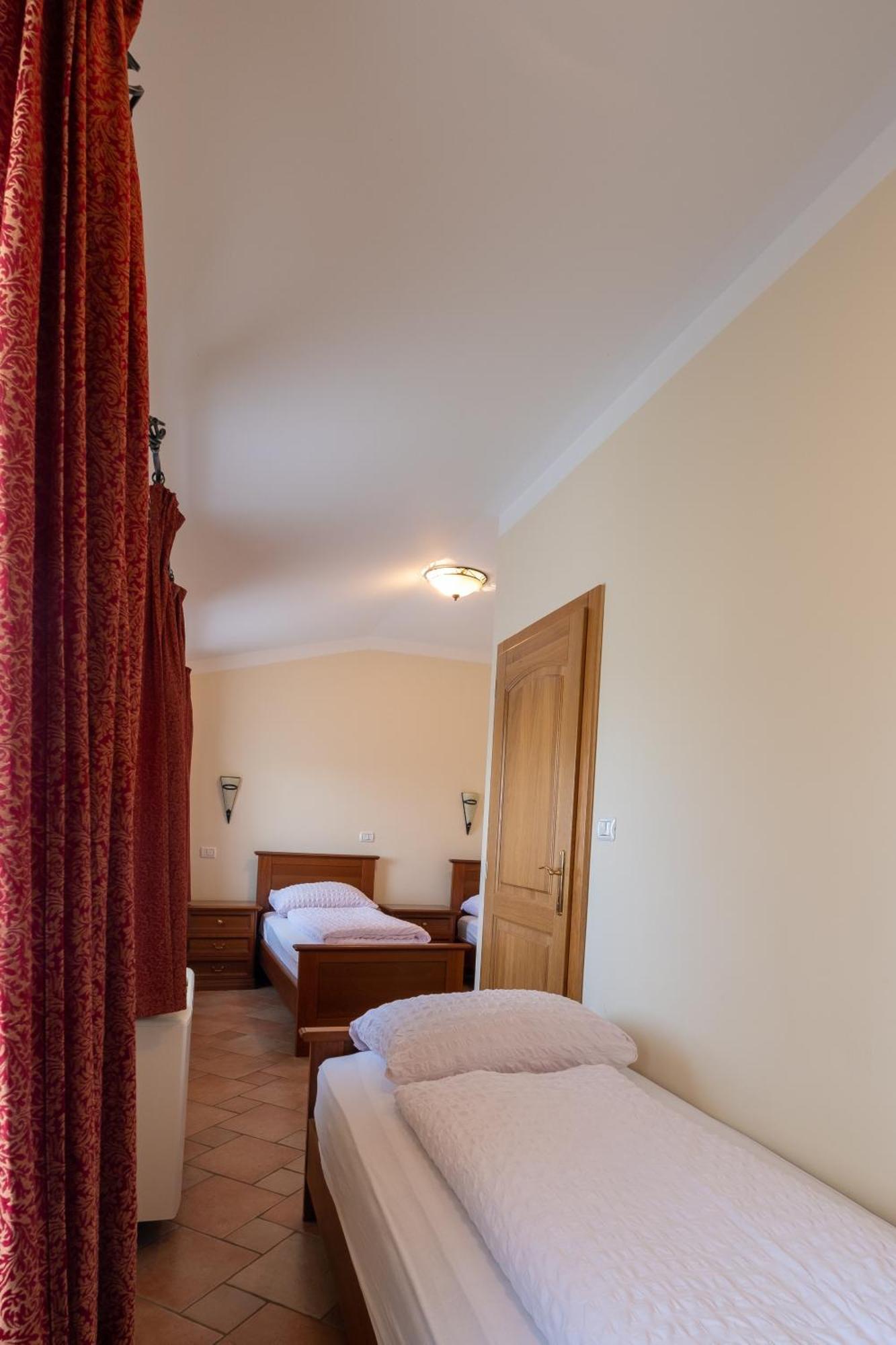 Farm Stay Malovscevo Vitovlje Buitenkant foto